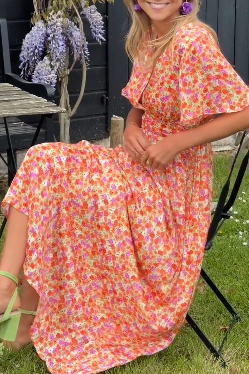 Sandra™ - Elegant Maxi dress with V-neckline