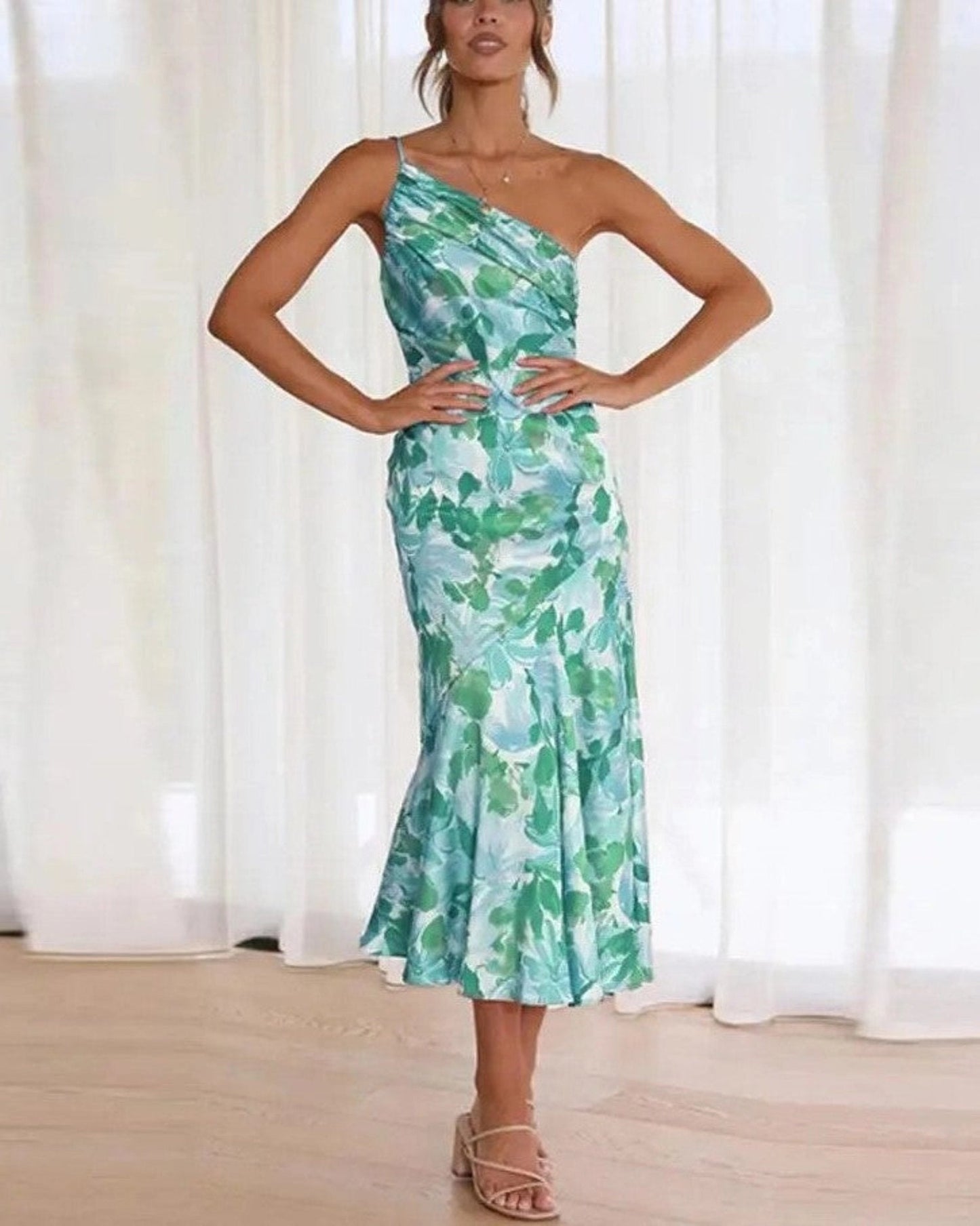 Sienna™ - Asymmetrisches Maxikleid mit floralem Muster für Damen